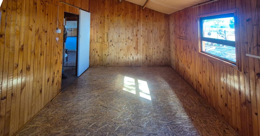 To Let 4 Bedroom Property for Rent in Queenstown Rural Eastern Cape